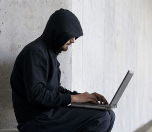 Фейкова перевірка Cloudflare: як російські хакери атакують український бізнес