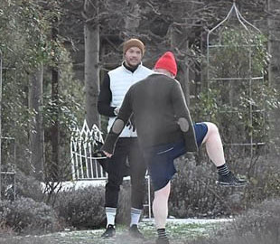 Борис Джонсон развеселил жителей Великобритании во время утренней тренировки