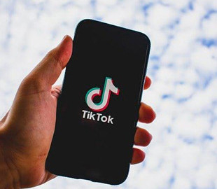TikTok запускает покупки в приложении в партнерстве с Shopify