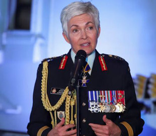 Уперше в історії Канади Збройні сили країни очолила жінка