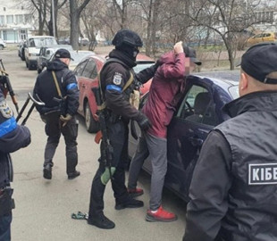 Троє киян брали з переселенців гроші за оренду будинку на Закарпатті й зникали