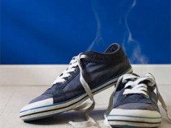 Як позбутися від сильного запаху від взуття: допоможуть прості способи