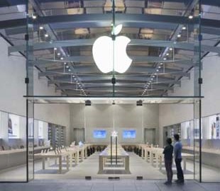 Apple открывает первый фирменный магазин на родине главного конкурента