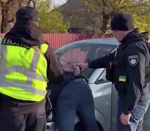 На Київщині жінка вигадала схему, щоб викрасти телефони із пошти