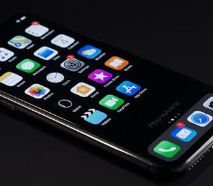 Так выглядит темный режим в iOS 13