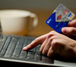 Женщина получила тюремный срок за мошенничество с продажами саженцев на OLX