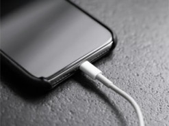 Що насправді "вбиває" акумулятор вашого телефону