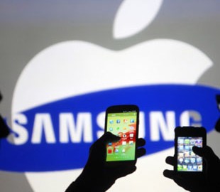 Samsung тайно показала Apple образцы гибких дисплеев
