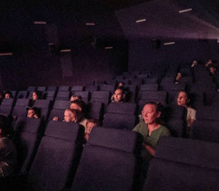 У Росії штрафуватимуть за поширення фільмів, які «дискредитують традиційні цінності»