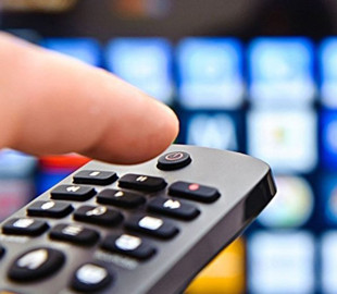 Регулятор оштрафував телеканали, де майже не було української мови