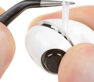 AirPods Pro не подлежат ремонту