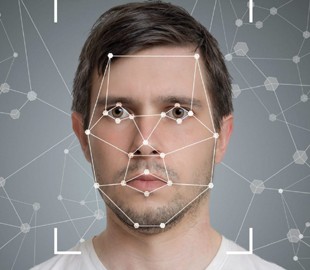 Создан алгоритм, который мешает системе распознавания лиц