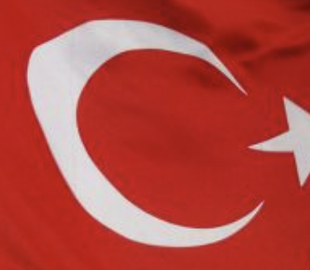 В Туреччині українка зганьбила на пляжі росіянина, який намагався її образити