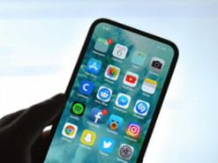 Apple тестирует iPhone без выреза, но с увеличенными рамками