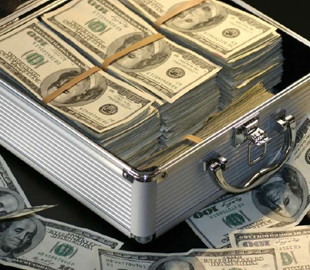 Не Безос і не Маск: Forbes назвав найбагатшу людину світу