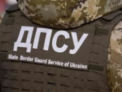 Студентам міжнародних вишів обмежили виїзд за кордон