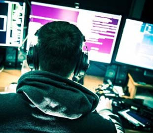 У Чернівцях суд оштрафував хакера, який зламував акаунти користувачів Інтернету