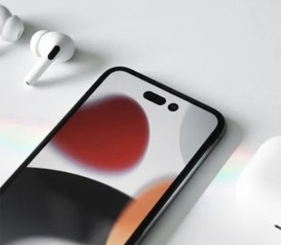 Аналітика зайшла надто далеко: Apple звинувачують у стеженні за користувачами