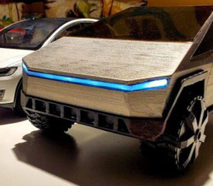 Фанат Tesla попробовал построить новый пикап Cybertruck на 3D-принтере