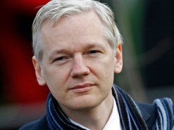 Ассанж рассказал о полученном конверте с белым порошком