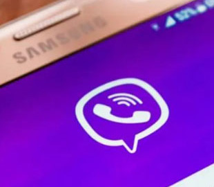 Суд конфіскував телефон у українця за повідомлення про роздачу повісток