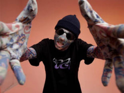 Загадковий учасник гурту Kalush Orchestra КилимМен став викладачем в університеті