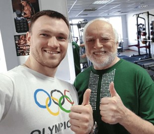 Авторы World of Tanks уволили сотрудников за фото знаменитости