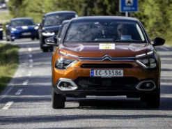 Популярные электромобили проверили на запас хода в реальных условиях