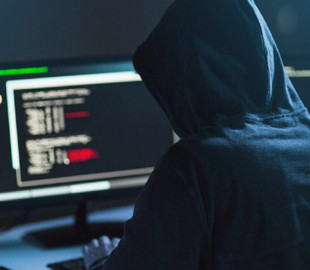 Киберзащита, чат-боты и искусственный интеллект: как в Украине работает IT-армия