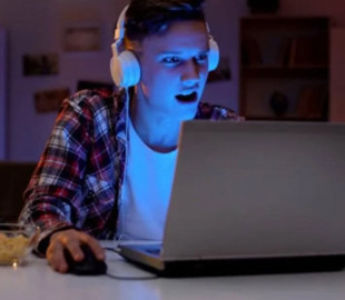 "У всьому винна гра": родичі жертв стрілянини в США подали в суд на розробника відеогри Call of Duty