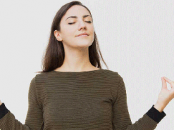 Психолог дала поради, як зберігати спокій під час повітряних атак