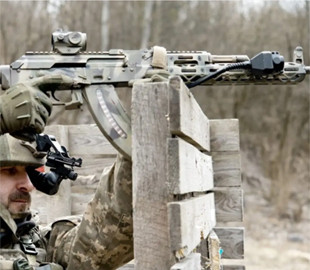 Українські розробники створили високоточну прицільну систему Глядач для ЗСУ