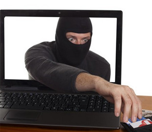 Женщина перечислила мошенникам 17 тысяч гривен за виртуальный фотоаппарат