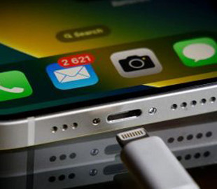 Блогер протестував iPhone 15 у режимі павербанку