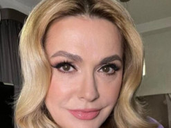 56-річна Ольга Сумська у трендовій сукні патріотки здивувала посвіжілим виглядом