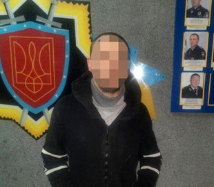 У Миколаєві чоловік намагався пограбувати магазин мобільного зв’язку