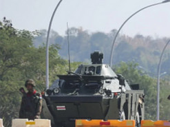 У Facebook та Instagram заблокували акаунти військових Мʼянми