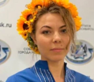 Депутатка з Новосибірська після порушення проти неї справи за "фейки" про ЗС РФ залишила Росію