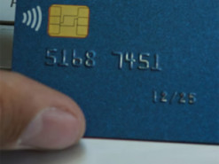 Клієнт ПриватБанку втратив 84,6 тис. грн через "хакерську атаку" — деталі