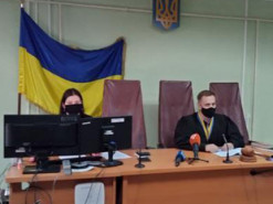 Дело директора школы Кривого Рога, которого подозревают в распространении порнографии, будут слушать в закрытом режиме