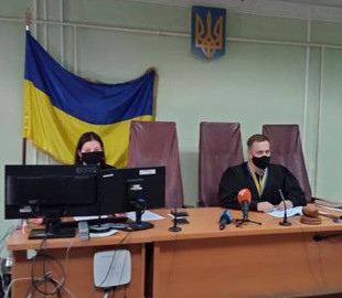 Дело директора школы Кривого Рога, которого подозревают в распространении порнографии, будут слушать в закрытом режиме