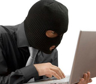 Чоловік перерахував інтернет-шахраям 45 тисяч гривень