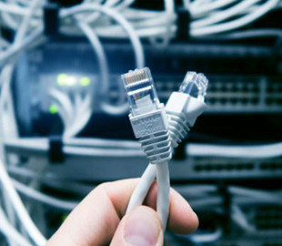 Через технічний збій мільйони канадців залишилися без інтернету