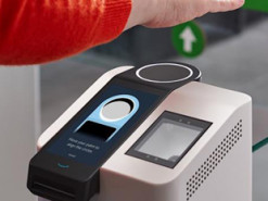 Технология Amazon One находится под пристальным контролем властей