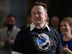 Microsoft и Amazon пообещали дать работу уволенным Маском сотрудникам