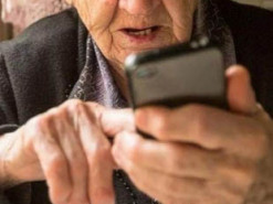 Телефонный мошенник обманул женщину на 50 тысяч гривен