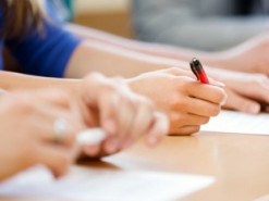 Понад 6,5 тисячі учасників мультипредметного тесту набрали по 200 балів