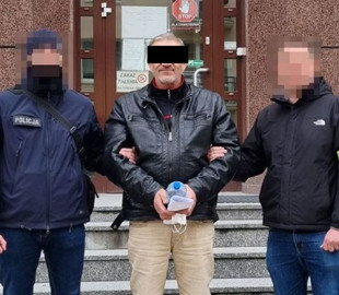 В Люблине украинец, представляясь прокурором, выманил у поляков почти $75 тыс