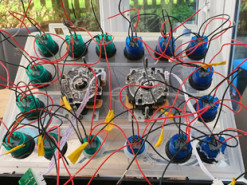 Британец создал для дочери с инвалидностью специальный геймпад