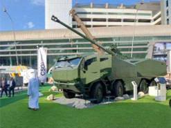 Tatra показала нові зразки самохідної артилерії та бронетехніки